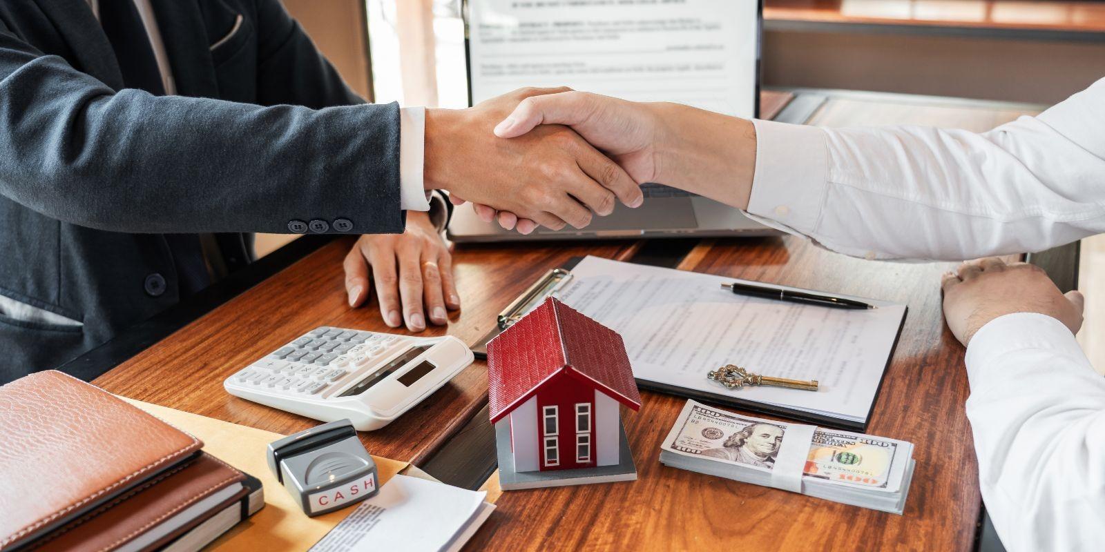 Vender Tu Casa con un Agente: ¿Qué Firmas y Qué Significa?