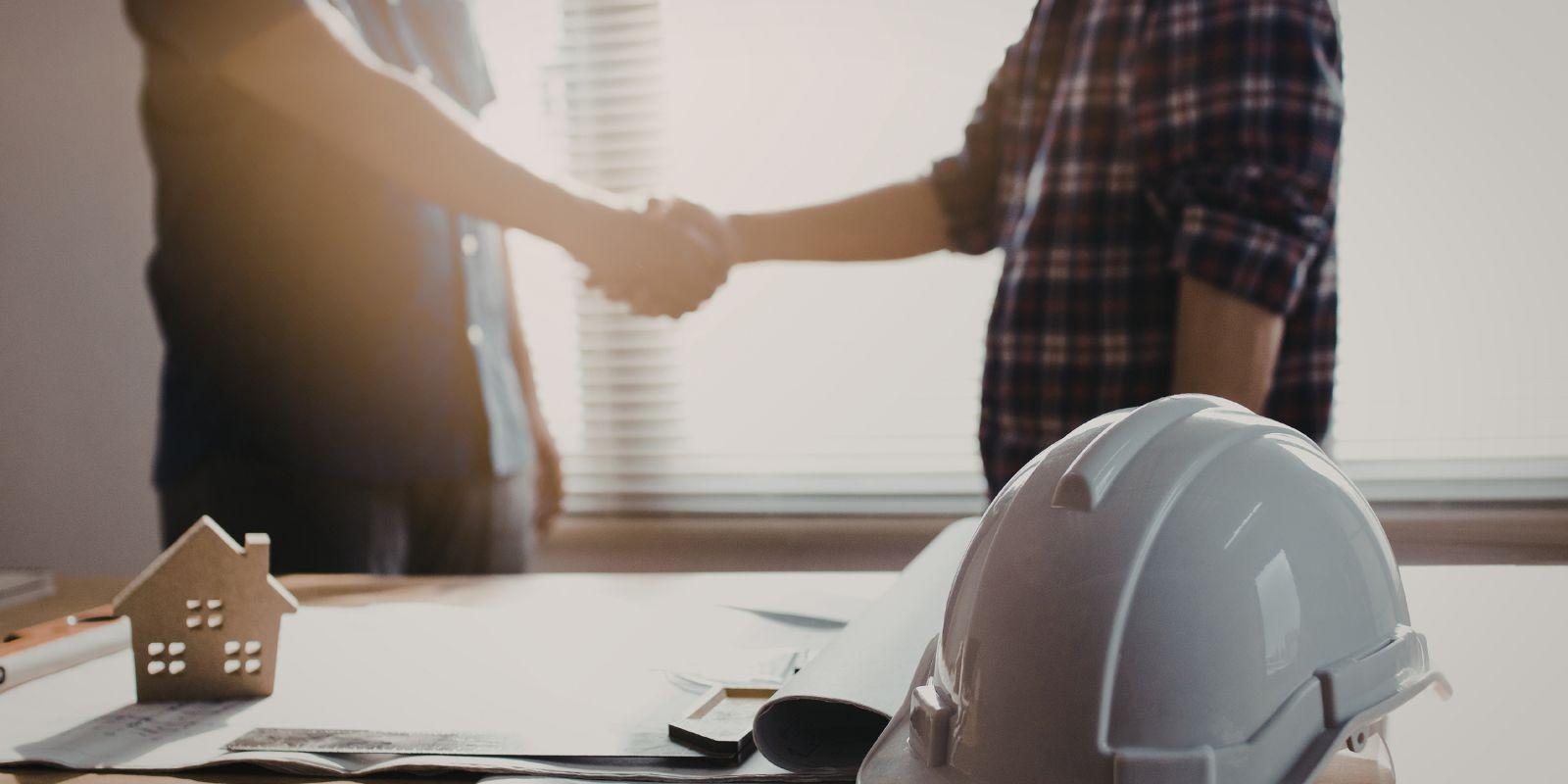 Por qué comprar antes de construir genera más retorno que comprar ya hecho (la estrategia preferida del inversionista inteligente)